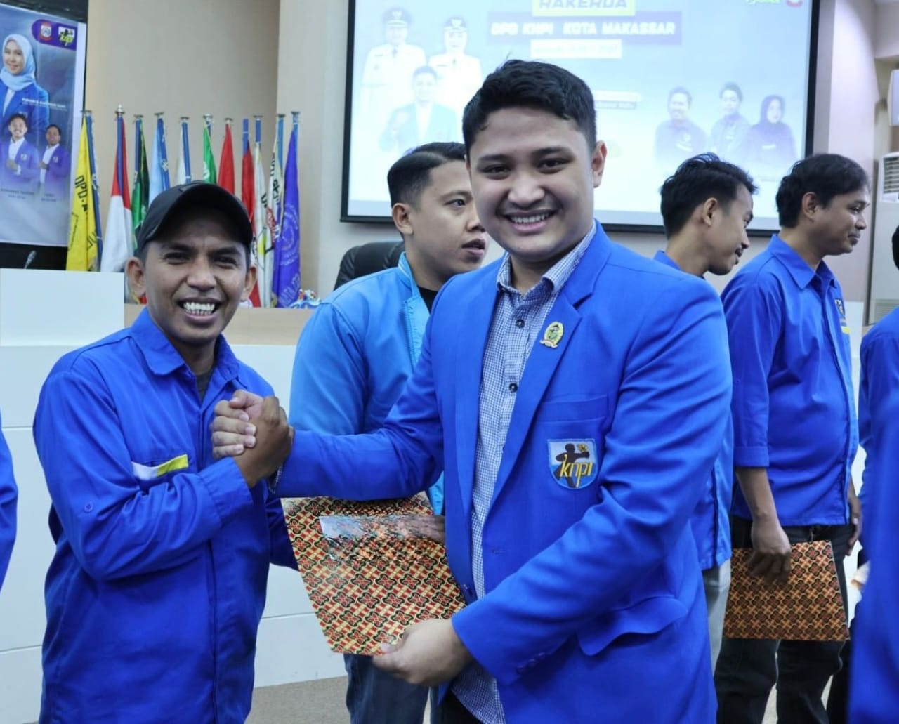 Ahmad Rusli Jabat Plt Ketua KNPI Sangkarrang yang juga Ketua Karang Taruna Sangkarrang