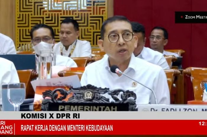 Menteri Kebudayaan RI di Hajar Saat Rapat Komisi DPR RI X