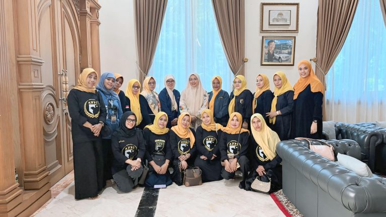 WhatsApp Image 2025-11-03 at 23.51.59