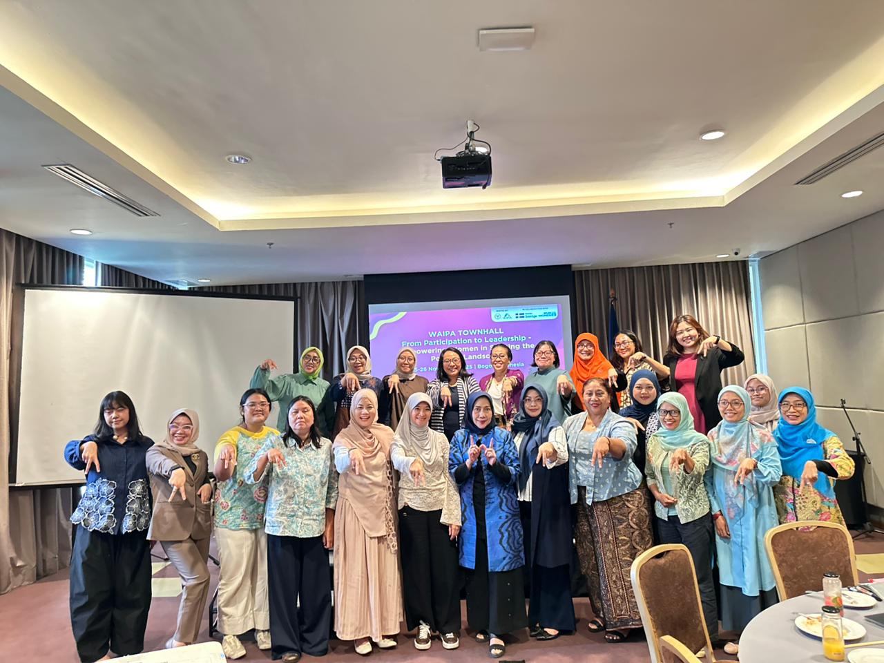 foto Bersama dengan Peserta